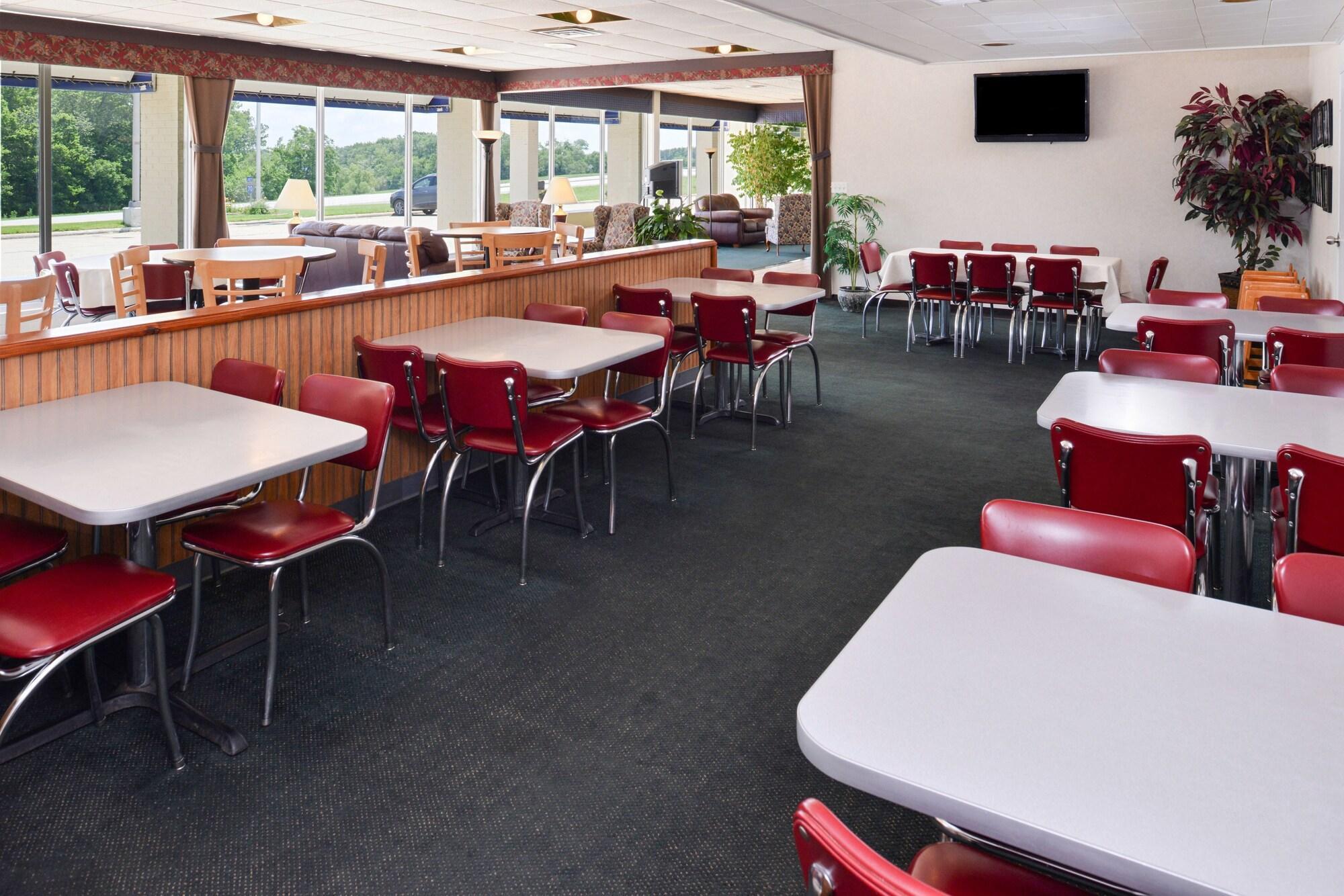 Quality Inn & Suites Vandalia Near I-70 And Hwy 51 Luaran gambar