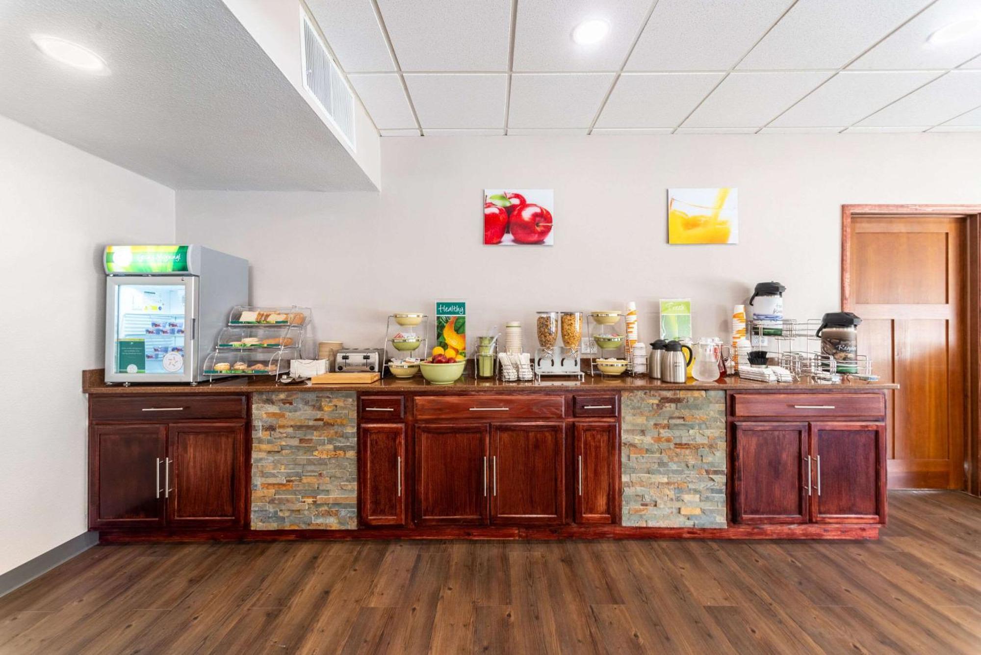 Quality Inn & Suites Vandalia Near I-70 And Hwy 51 Luaran gambar