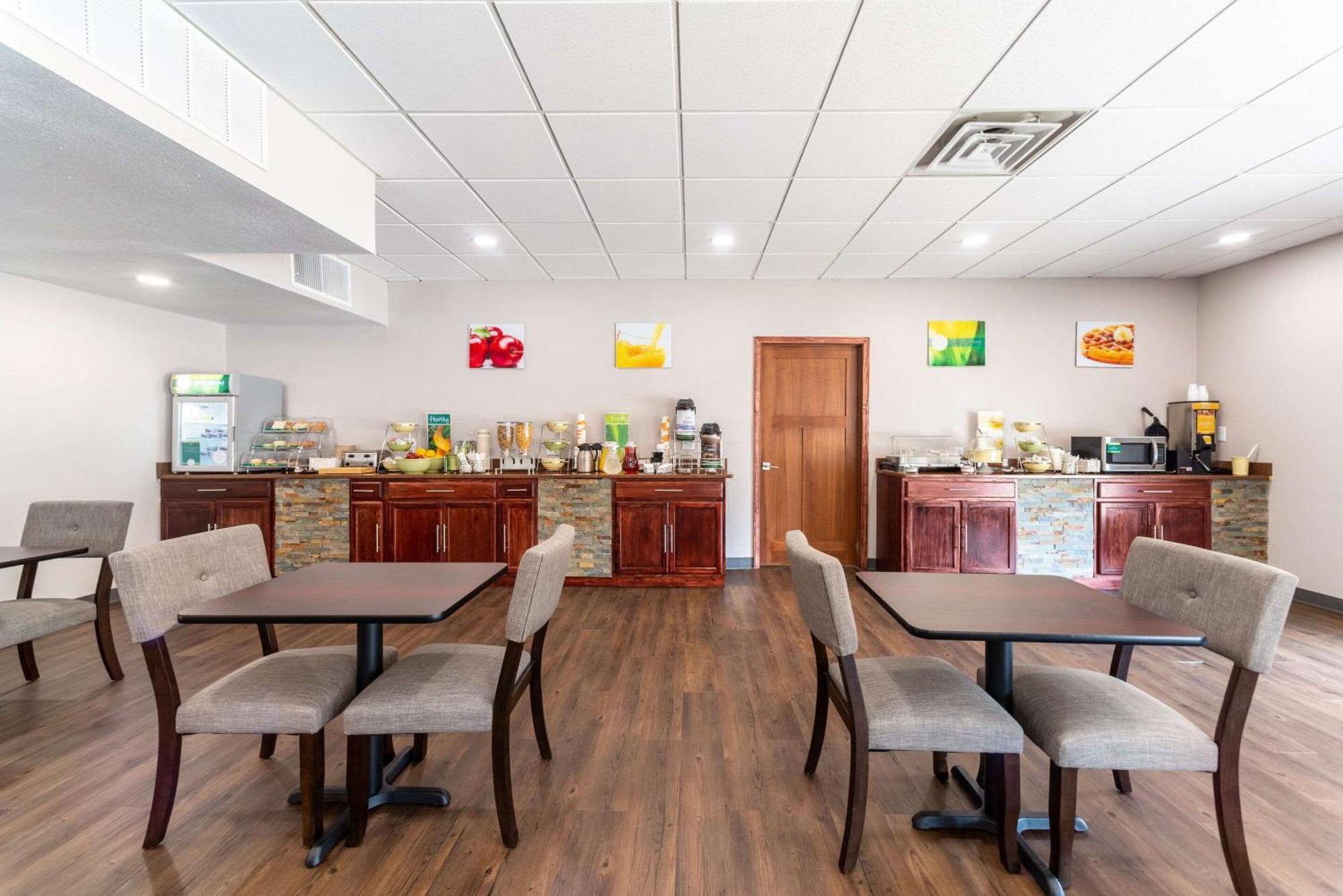 Quality Inn & Suites Vandalia Near I-70 And Hwy 51 Luaran gambar