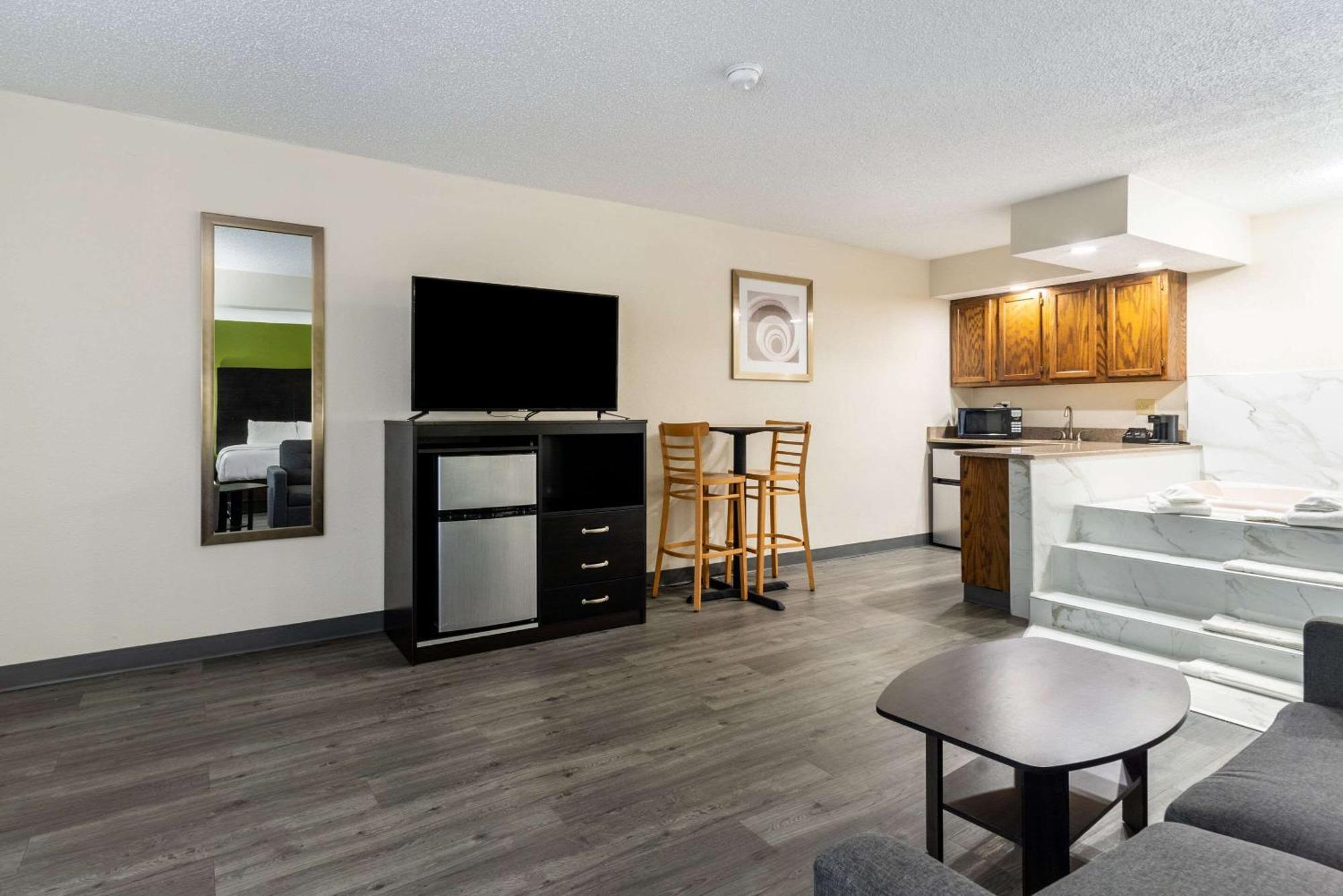 Quality Inn & Suites Vandalia Near I-70 And Hwy 51 Luaran gambar