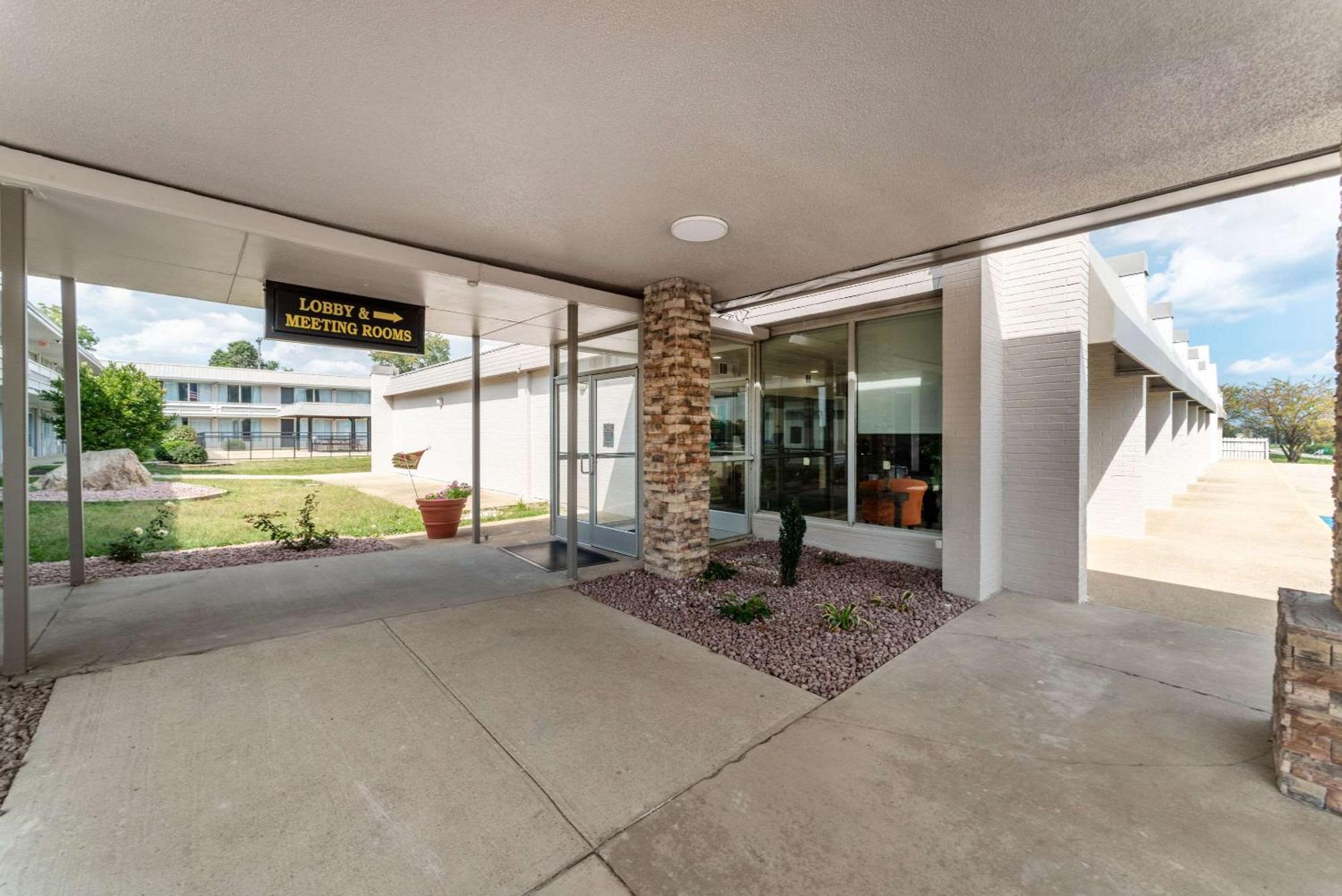 Quality Inn & Suites Vandalia Near I-70 And Hwy 51 Luaran gambar